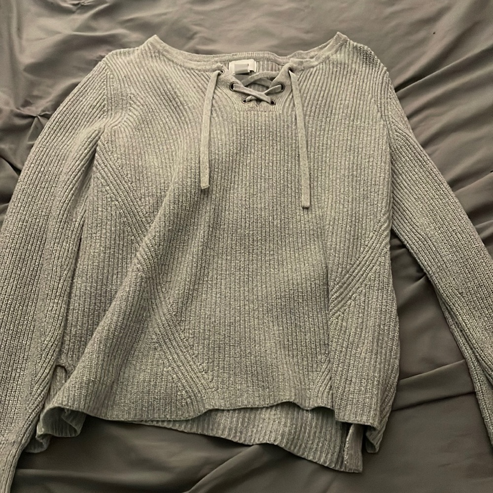 Old navy sweater